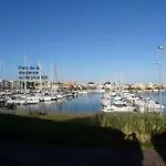 Cap D'agde 2 Pieces - 4 Personnes * 아그